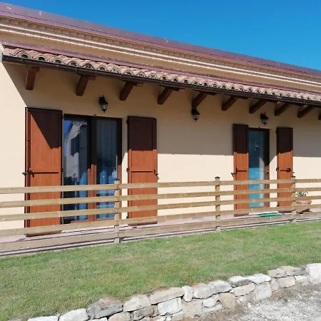 Il Piccolo Uliveto Del Conero Farm stay *